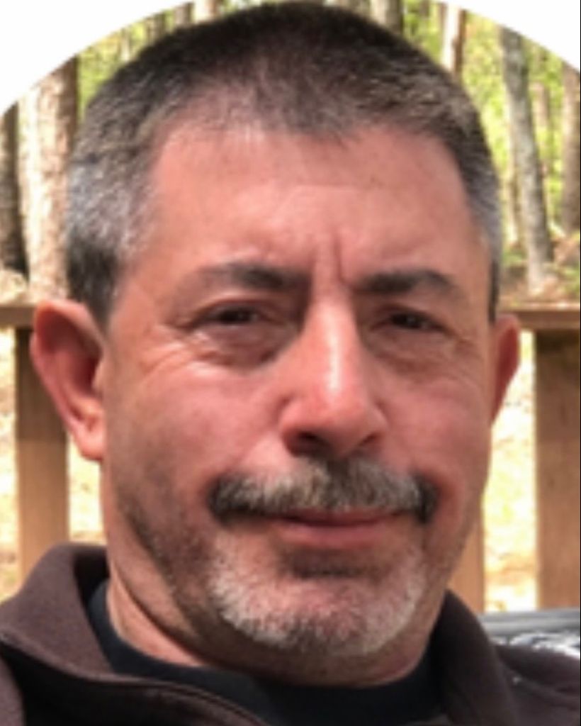 Robbie Cooper Profile Photo