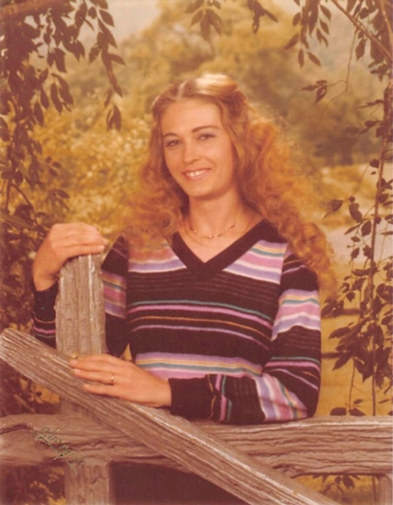 Elizabeth Willis Profile Photo