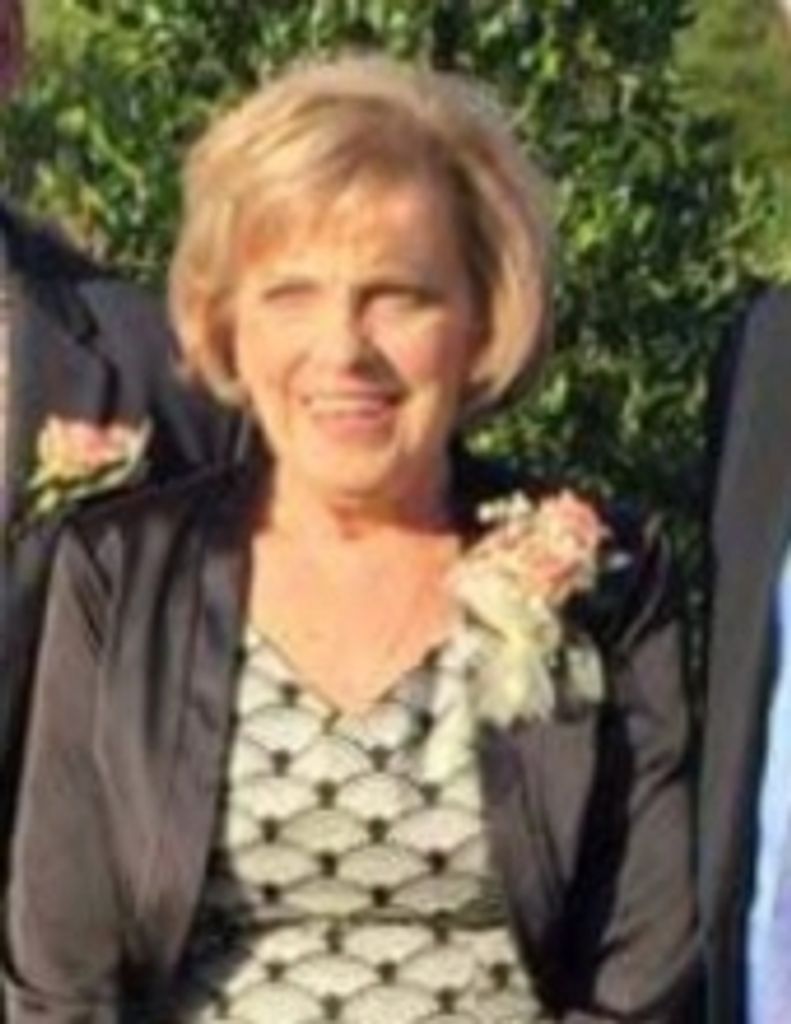 Donna R Bafia