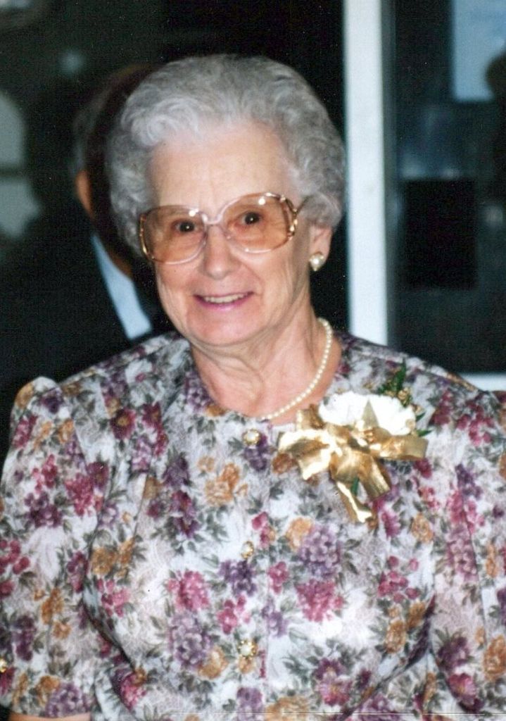 Phyllis Lumbra