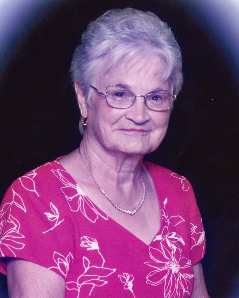 Louise Barnes Profile Photo
