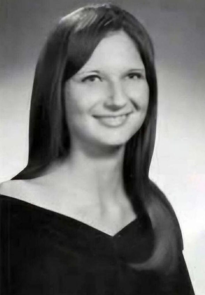 Bonnie J. (Money)  Atha