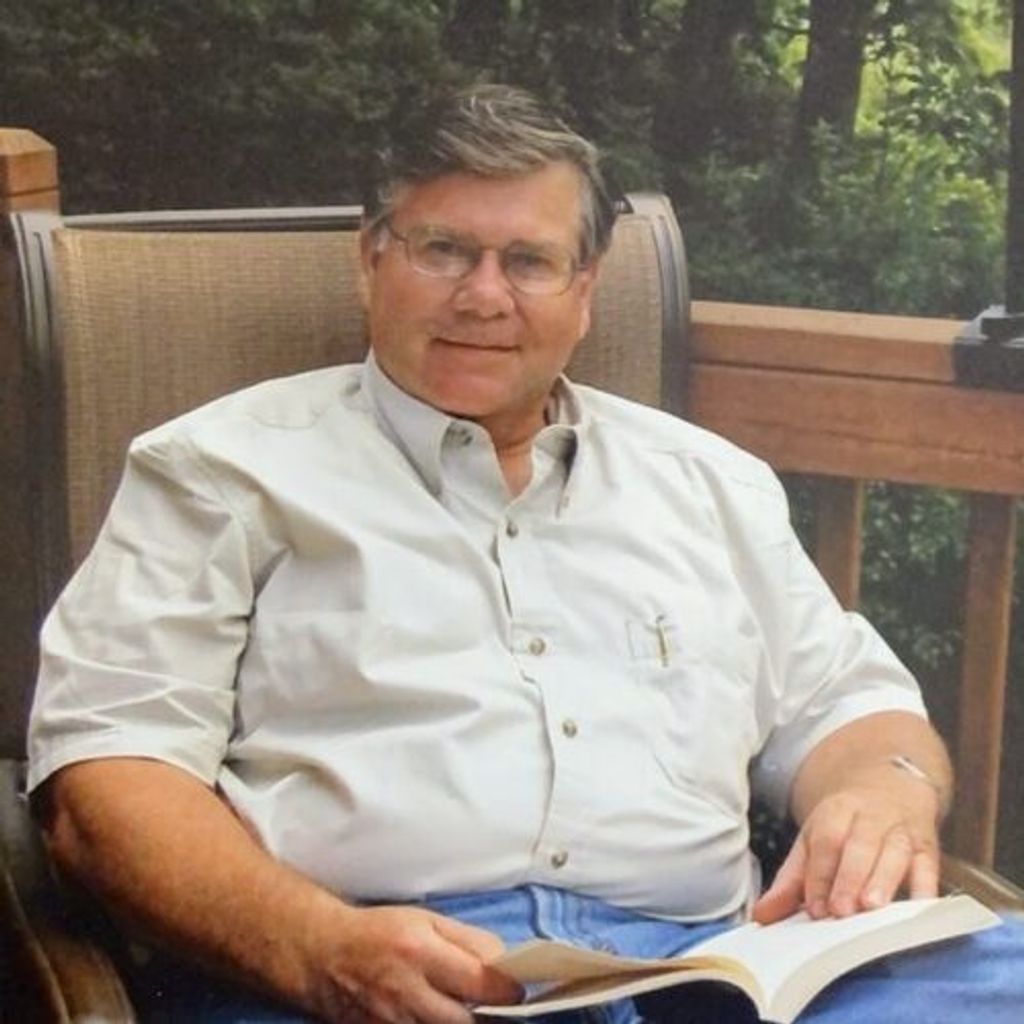 M. Loren Carlisle Profile Photo