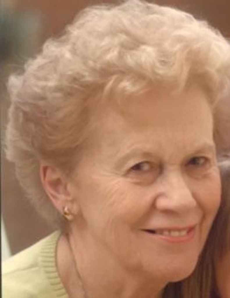 Helen Ruth (Loudenslager)  Burton Profile Photo