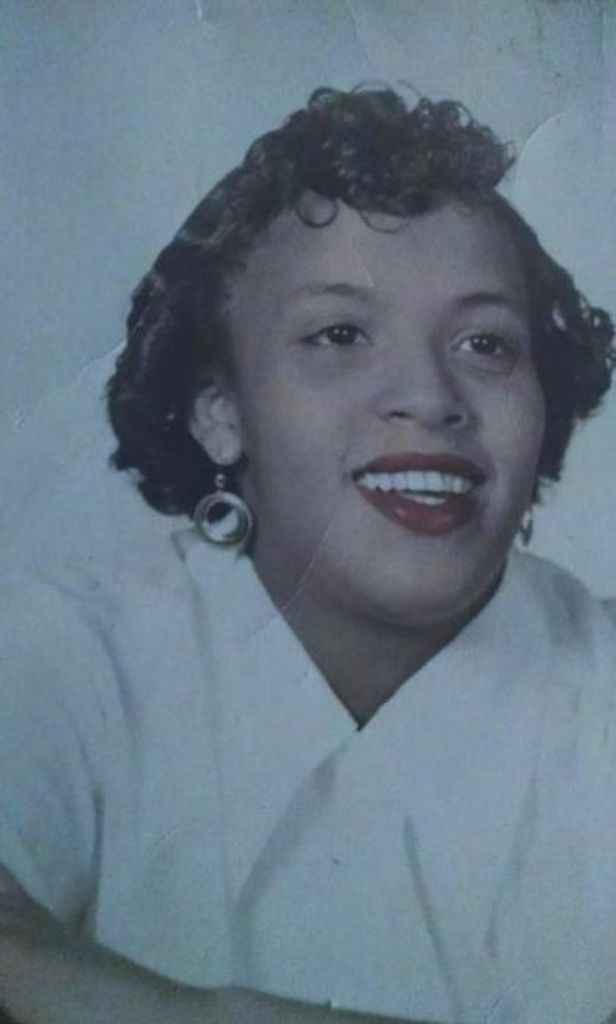 Shirley (Dean)  Williams