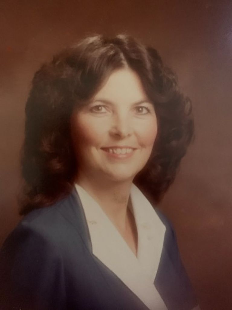 Carolyn Coston Profile Photo