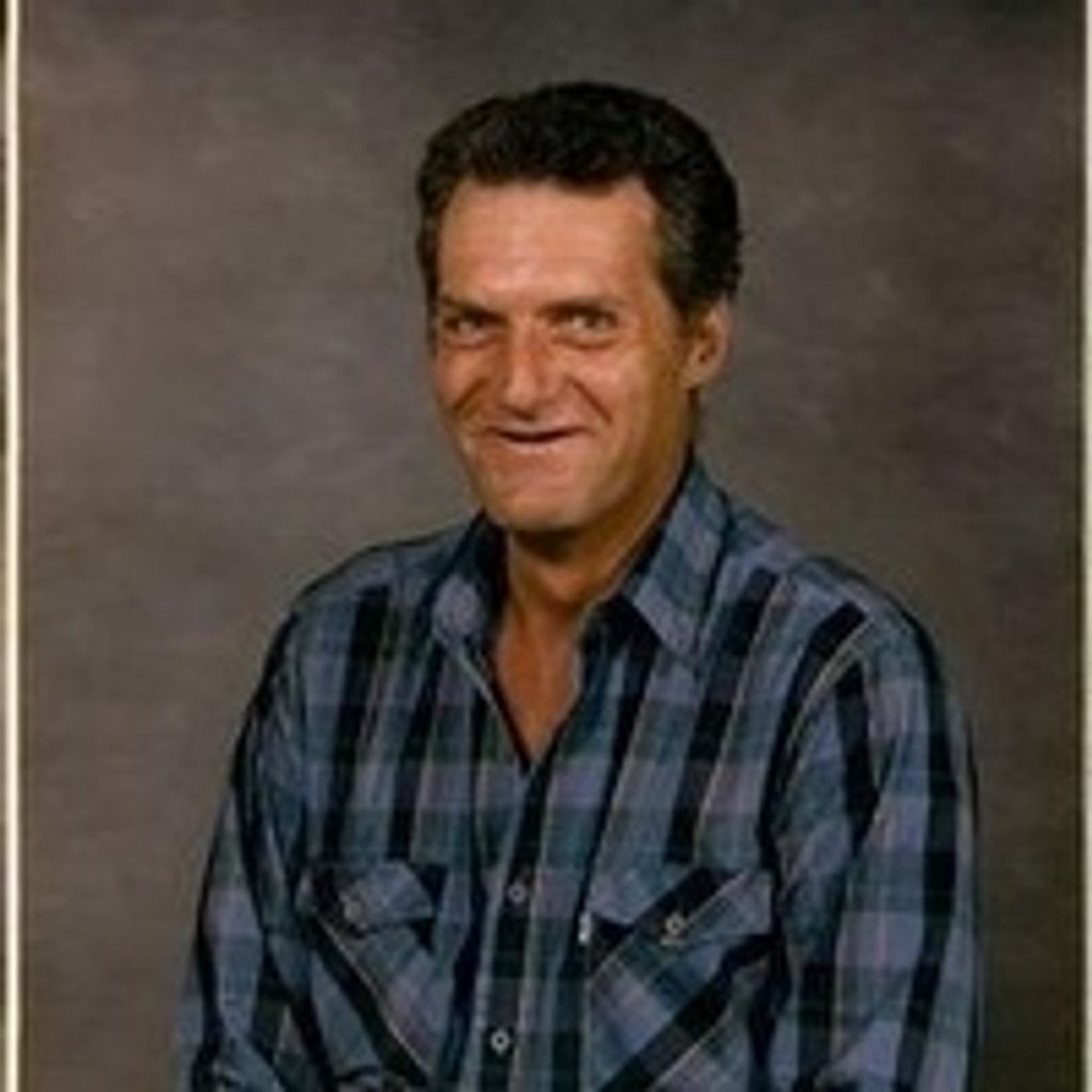 Charlie Lyons