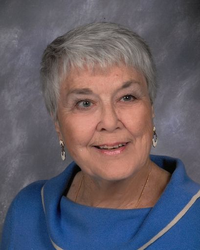 Patricia "Pat" Izlar Short Profile Photo