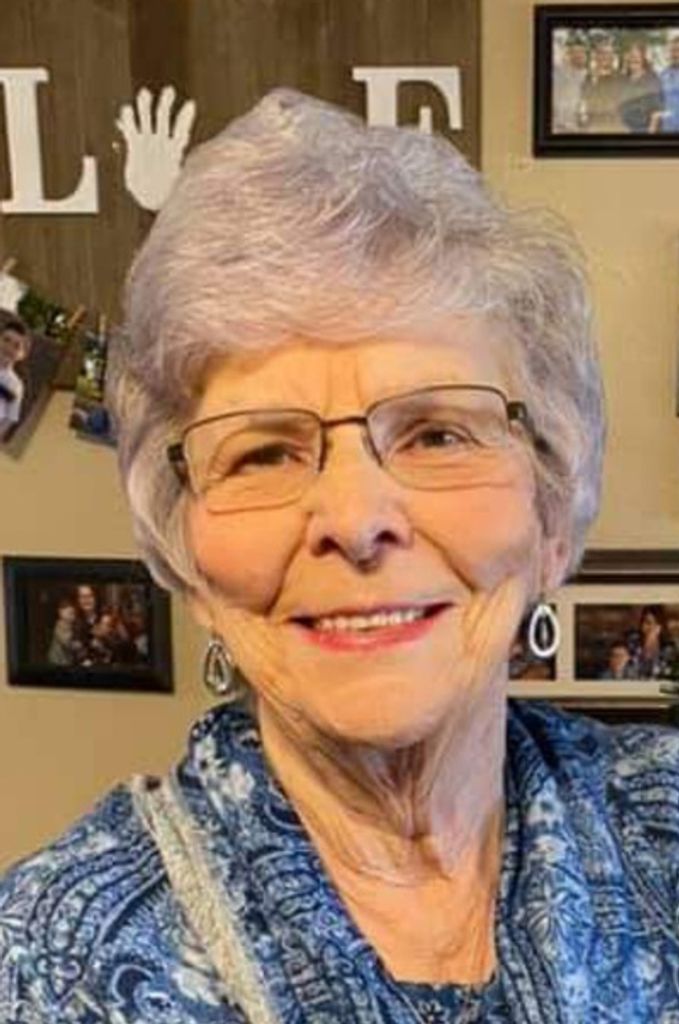 Lena Mae Vanhouden Profile Photo