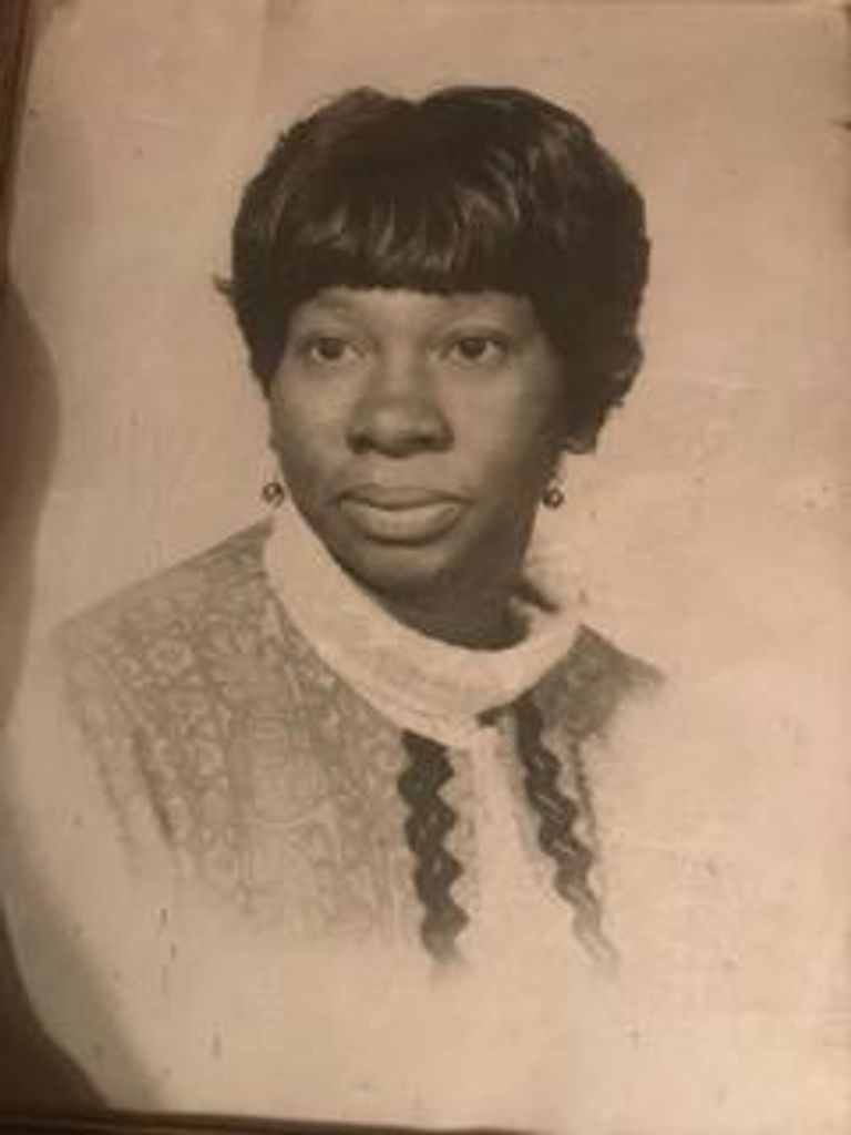 Pearlie  Beatrice  (Farrington)  Farrington Young Profile Photo