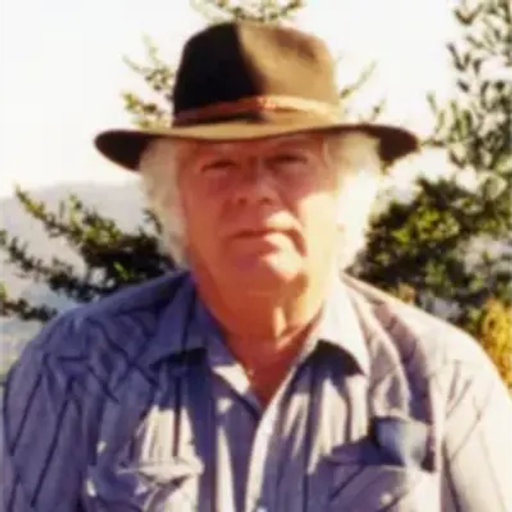 Charles Davis Profile Photo