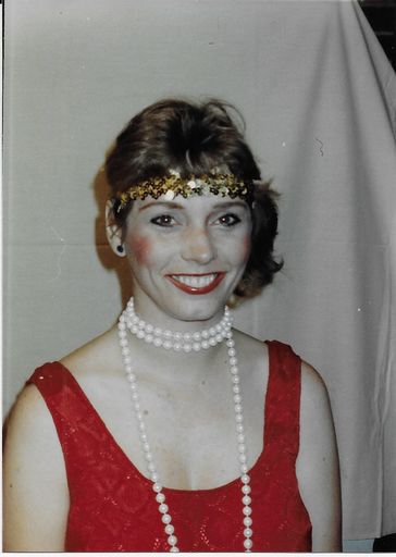 Leslie Martell Davies-Hilliard photo gallery thumbnail 2 of 3
