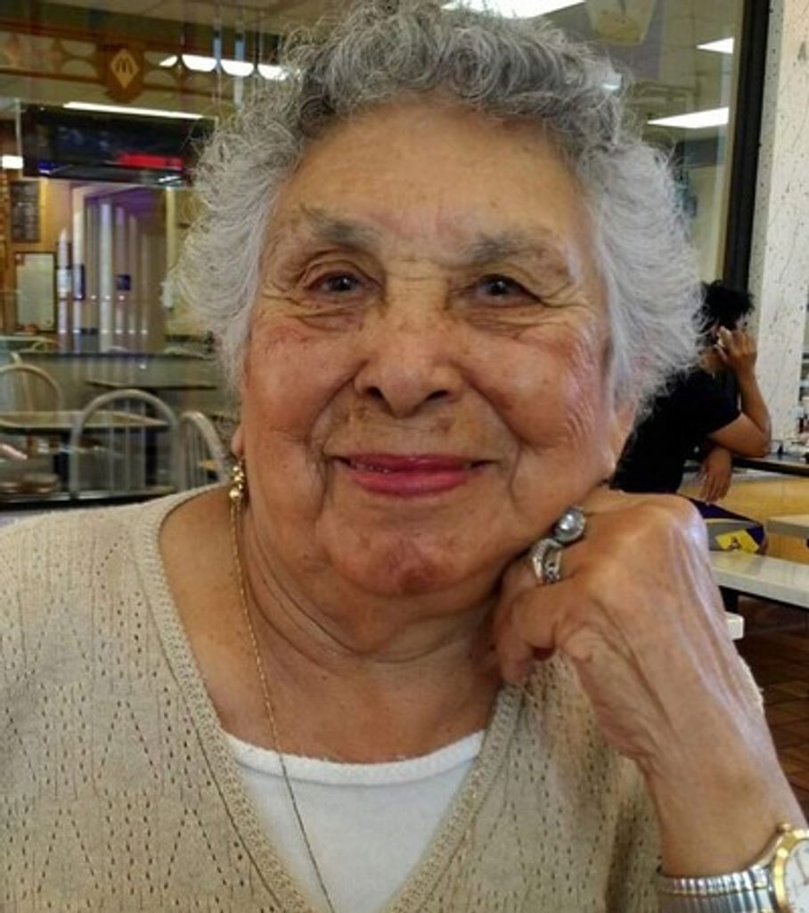 Natalia Briones Rosales Profile Photo