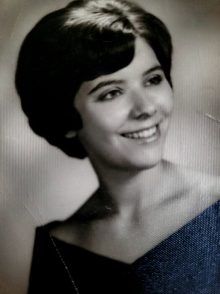 Mickie (Gagnon)  Montgomery Profile Photo