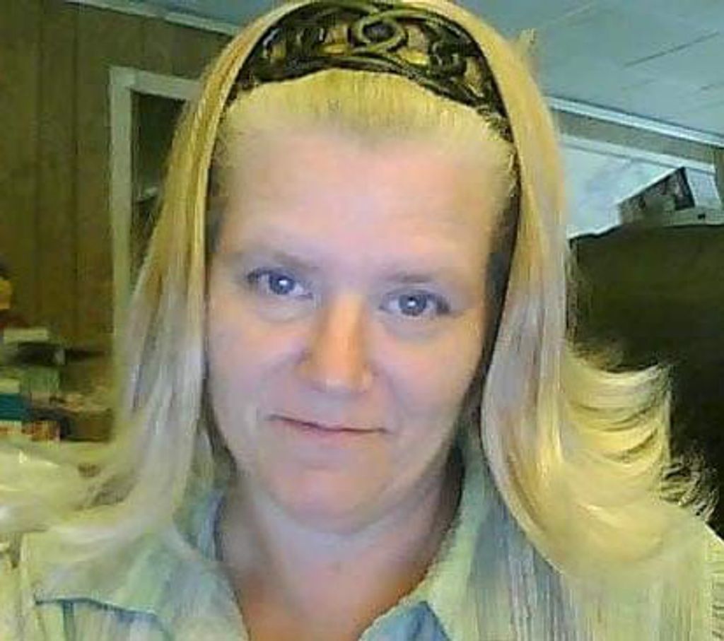 Vickie (Mcdaniel)  Collier