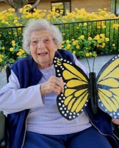 Virginia Lee Hull's obituary image
