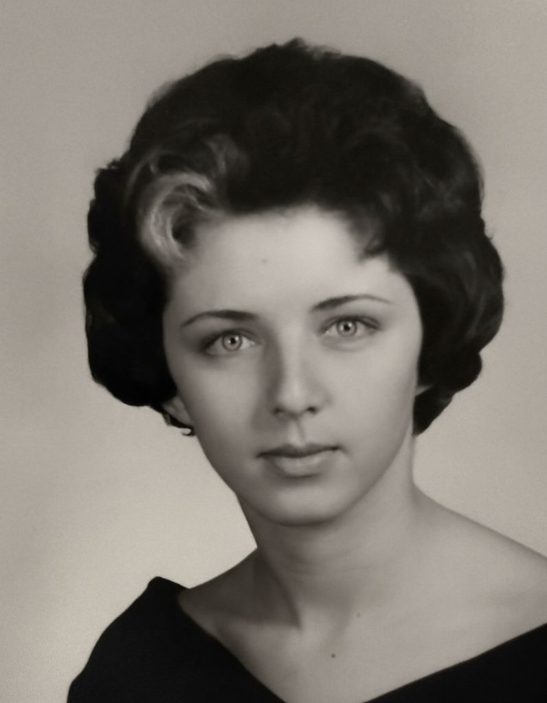 Emily Sewell Hall Profile Photo