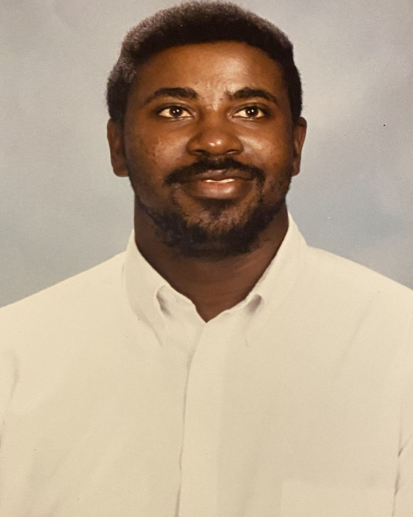 Mitchell Holmes Profile Photo