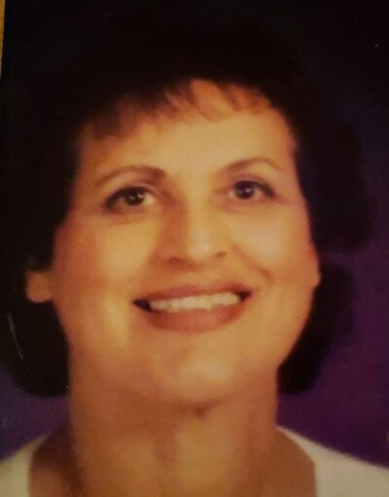 Rosalind Lindmeyer Profile Photo