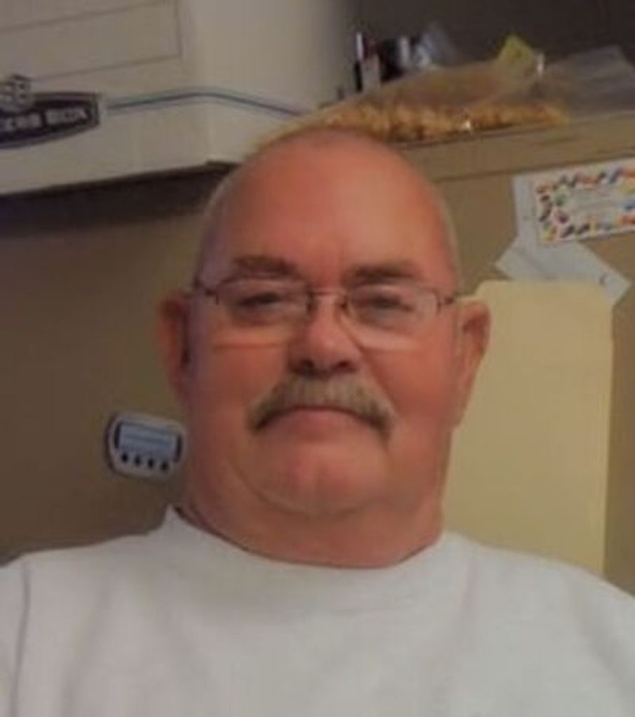 Johnathon Robert Crouch Profile Photo