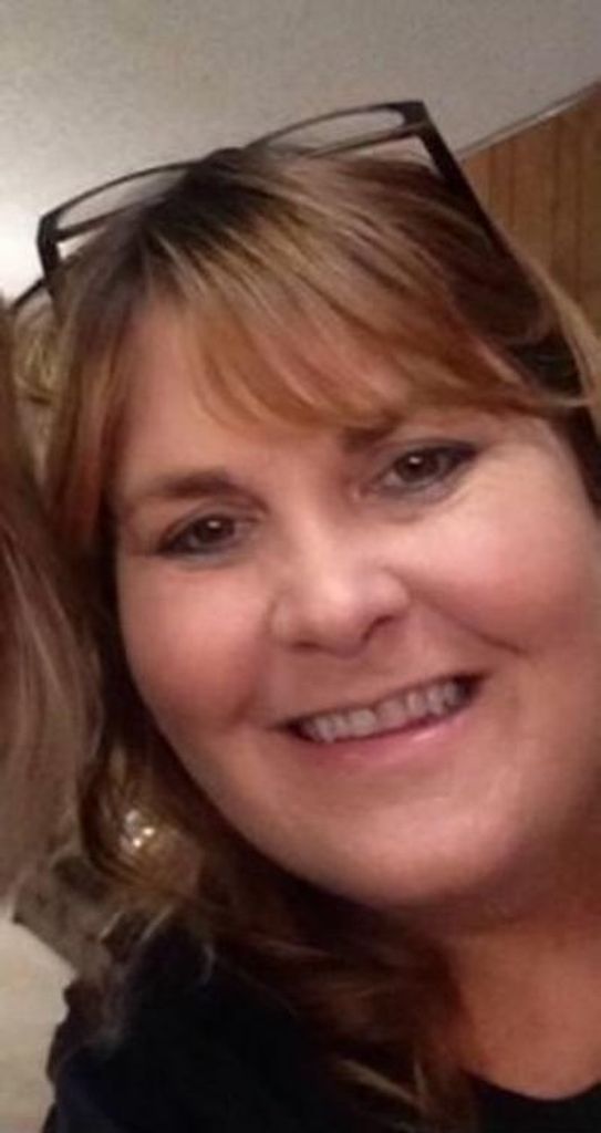 Teta Louise Hinshaw Profile Photo