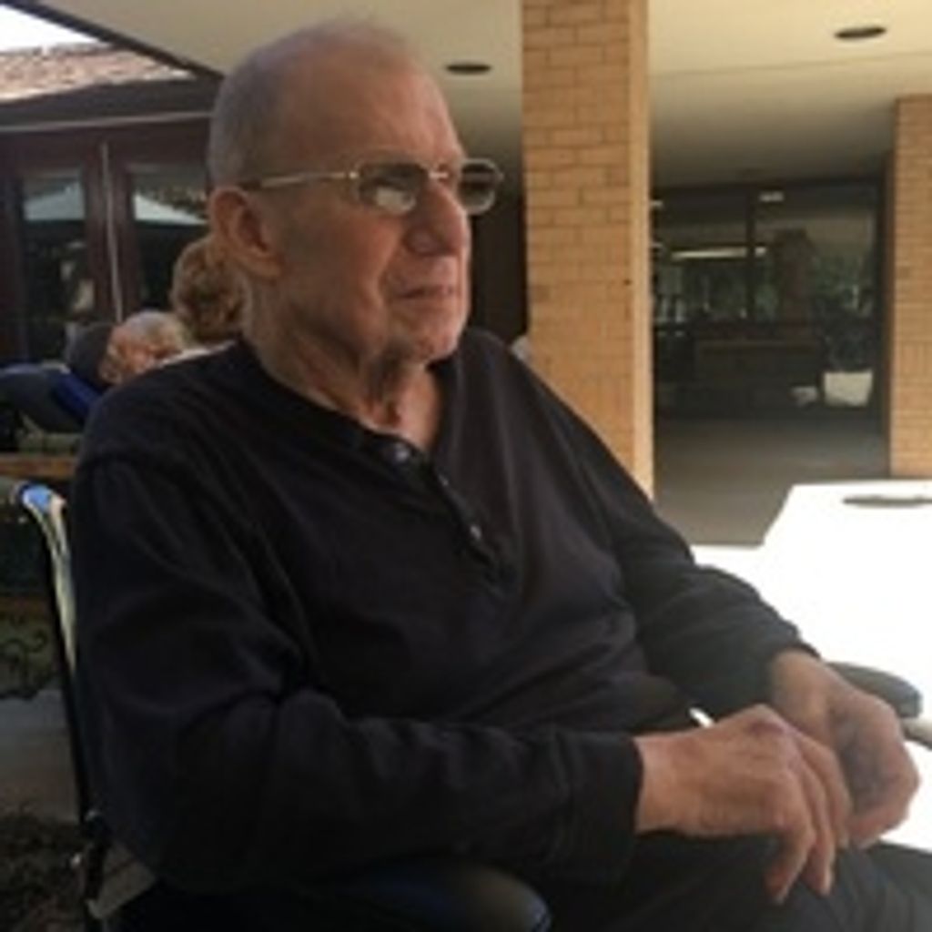 James Elliott Profile Photo