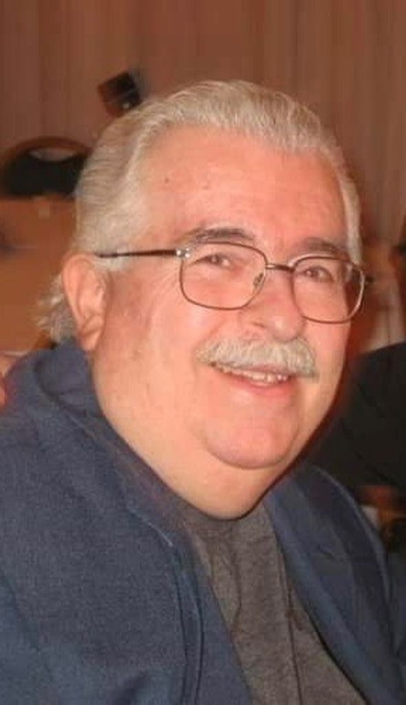 Stephen Holst
