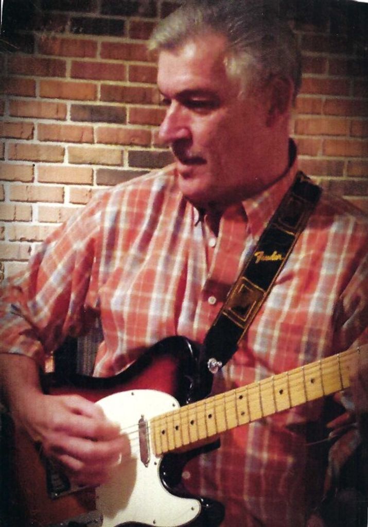 Gary Rowe Profile Photo