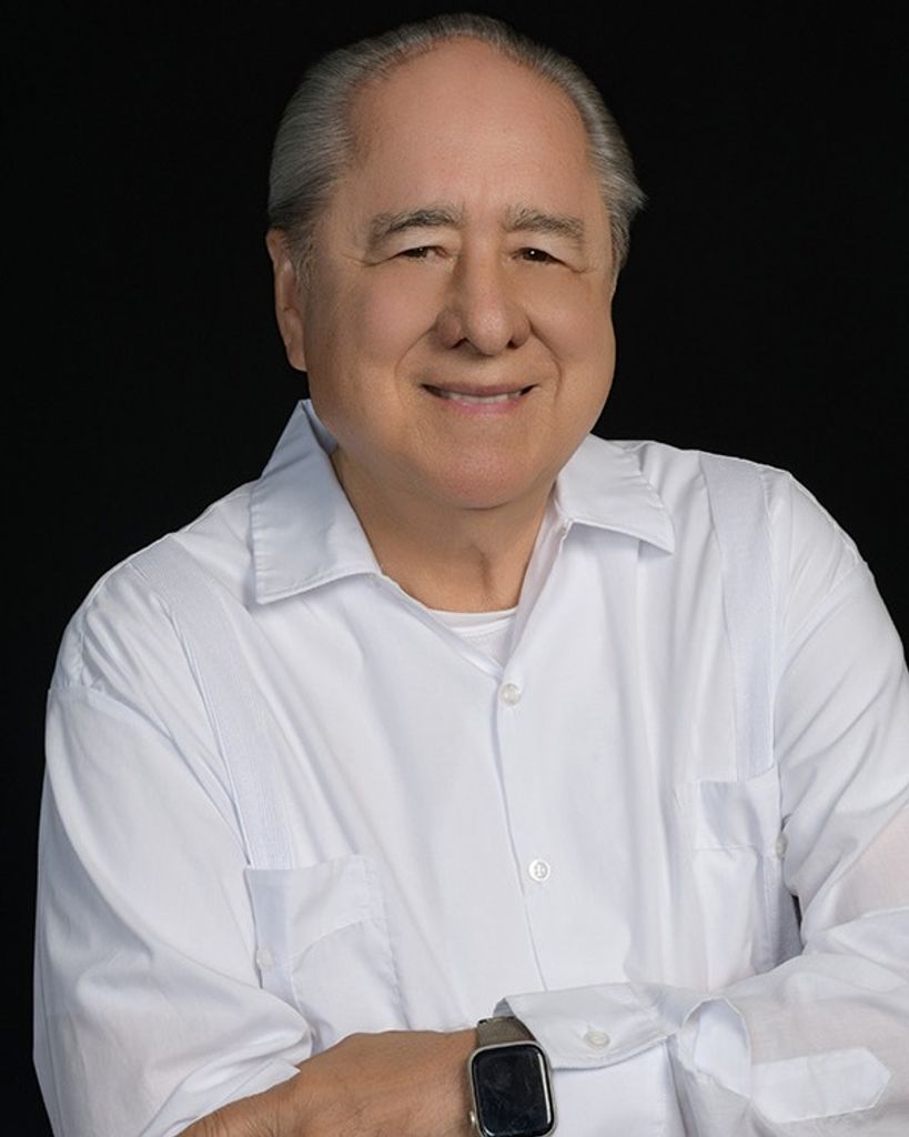 Roberto Javier Elizondo Profile Photo