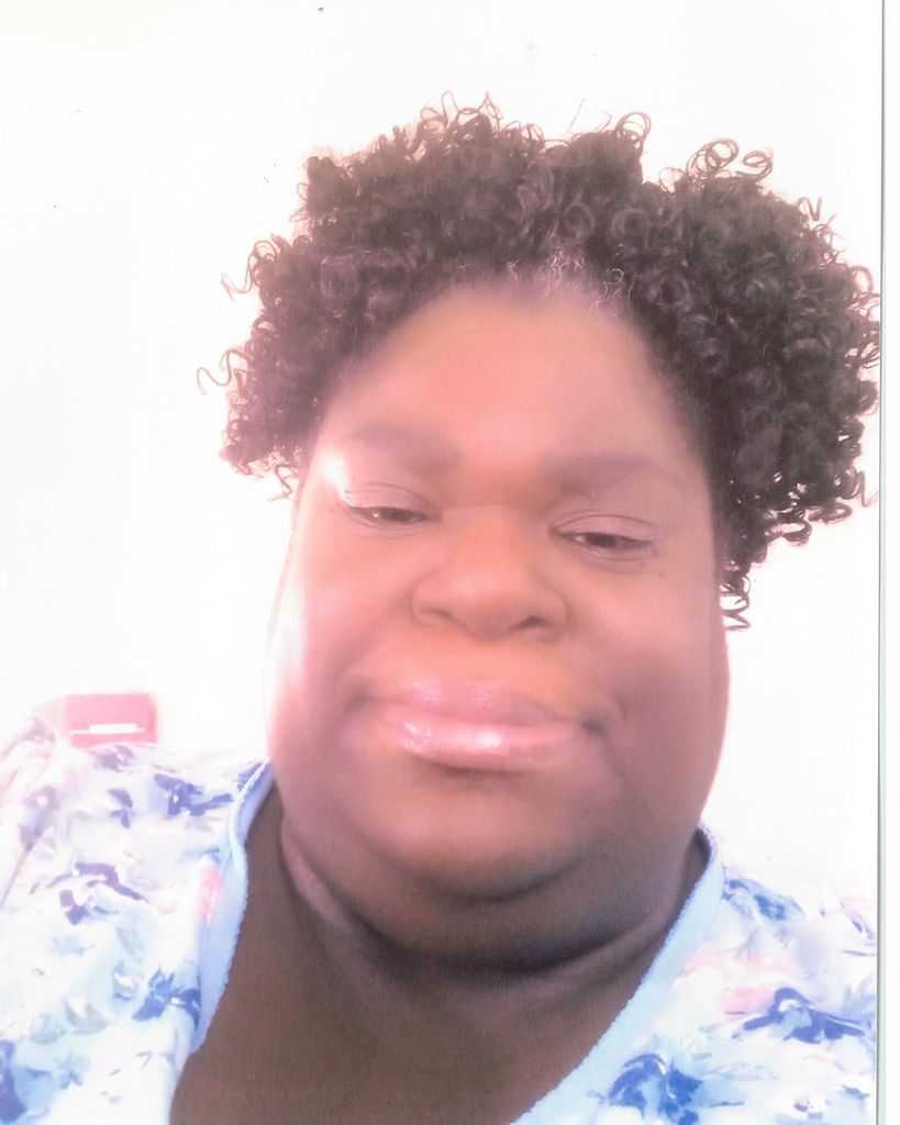 Tennille Young (Lansing)