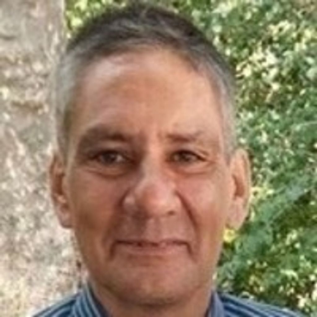 Douglas J Campbell