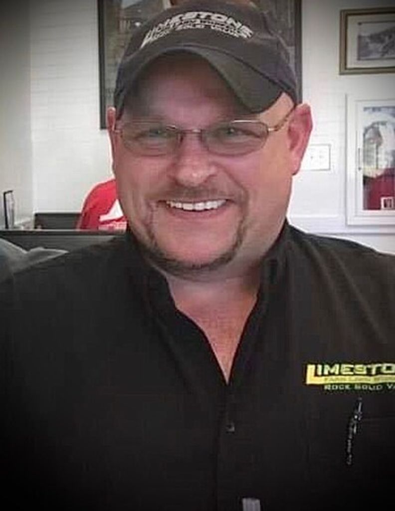 Charles Simpson Profile Photo