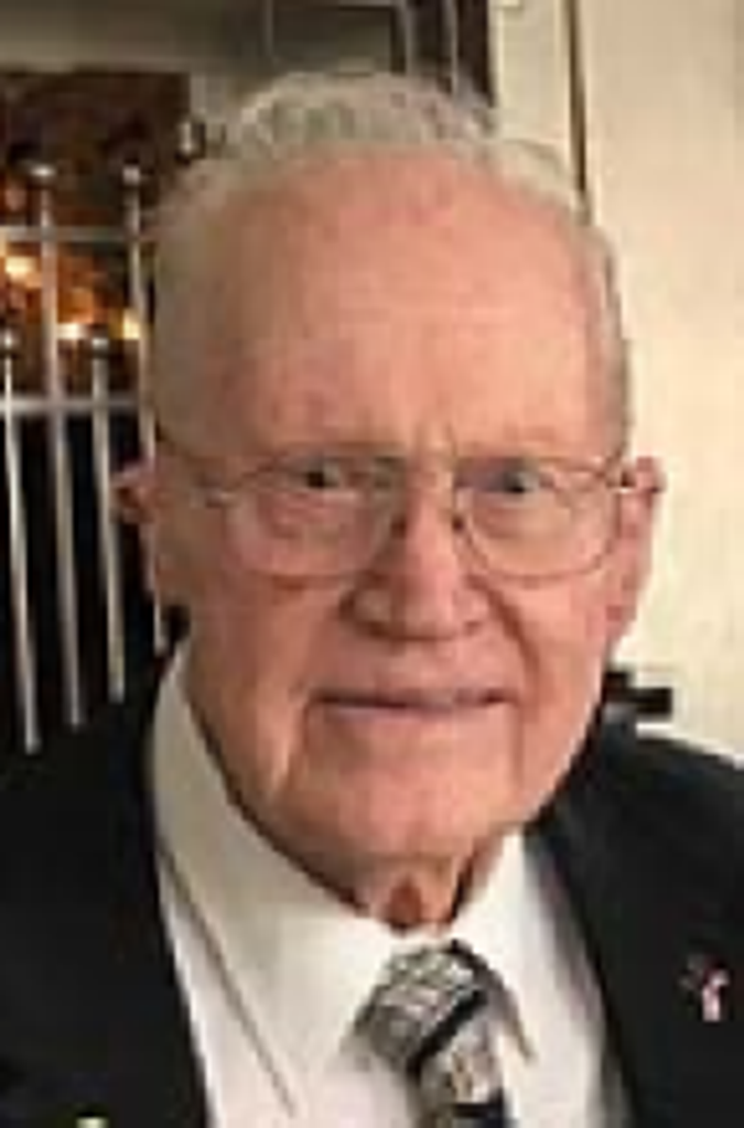 Kenneth  Louis Groth