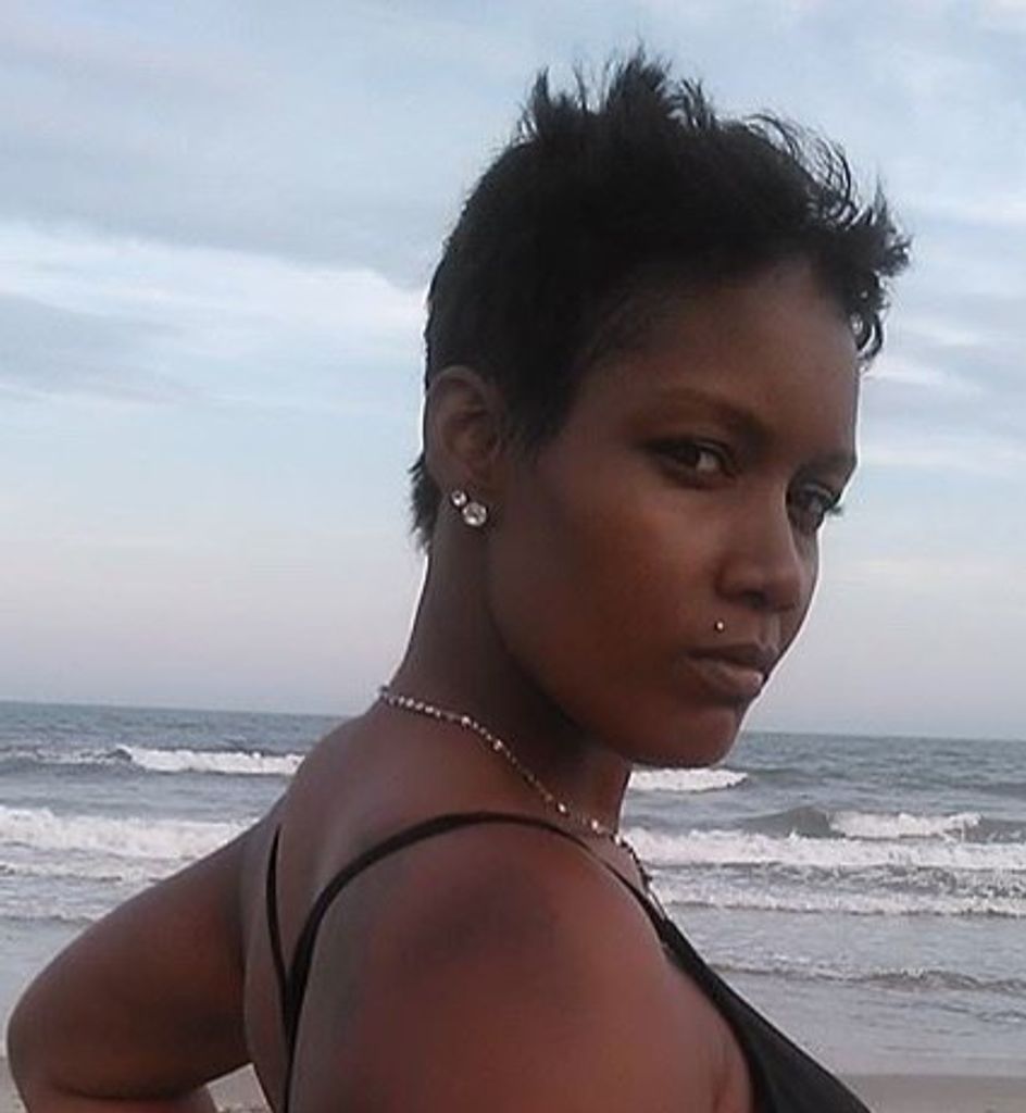 Shiesha Gray Bush Profile Photo