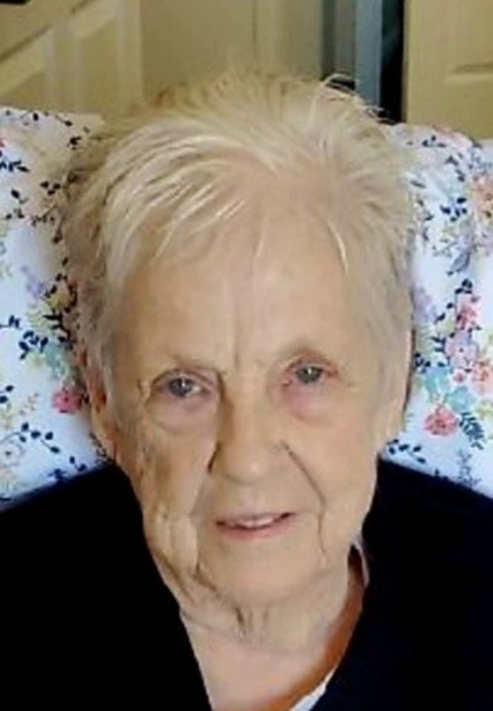 Jewel Eleanor Stills