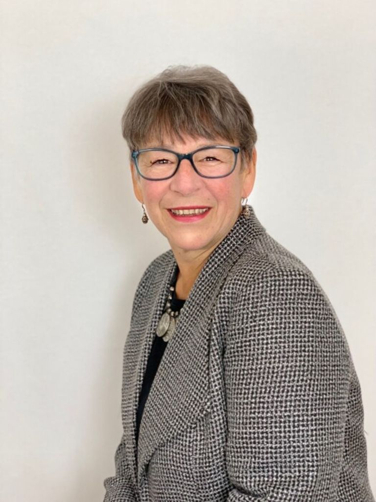 Helen "Lauren" Carney Profile Photo
