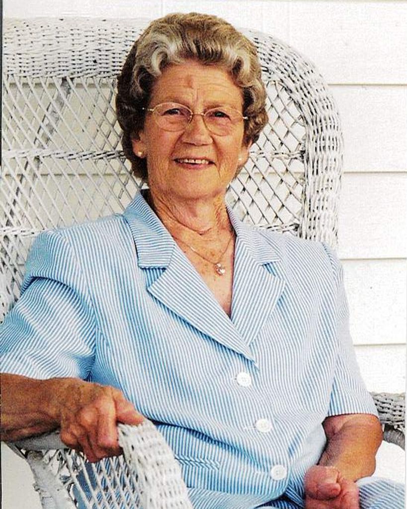 Betty "Lucille" Furr McDonald