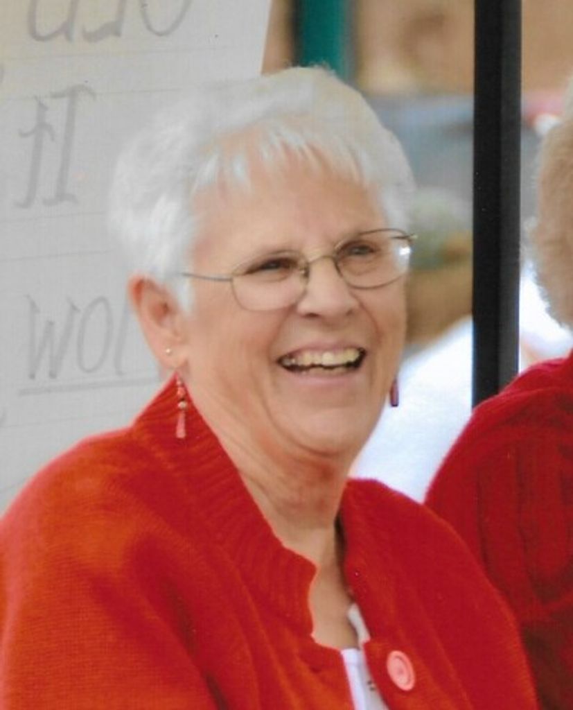 Betty Lou Hunt Profile Photo