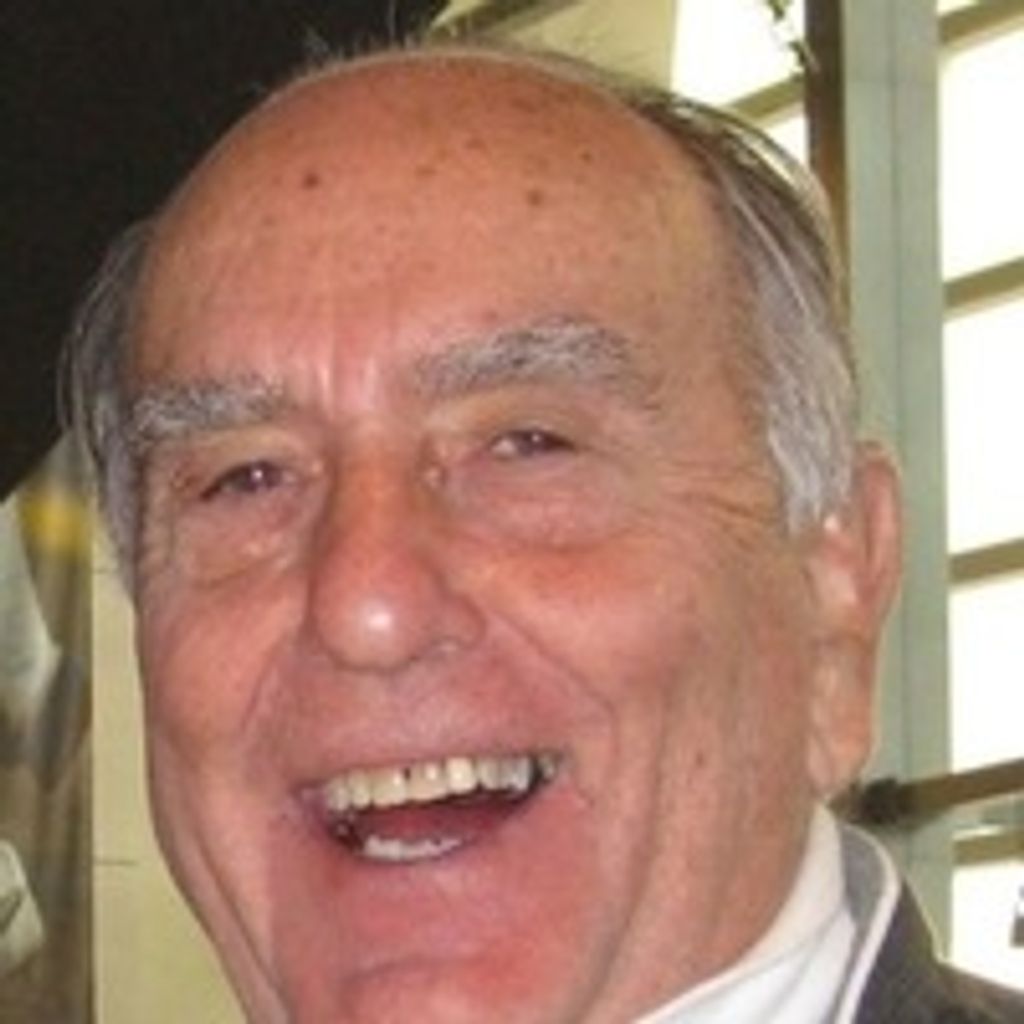 Kenneth Lee (Coach) King