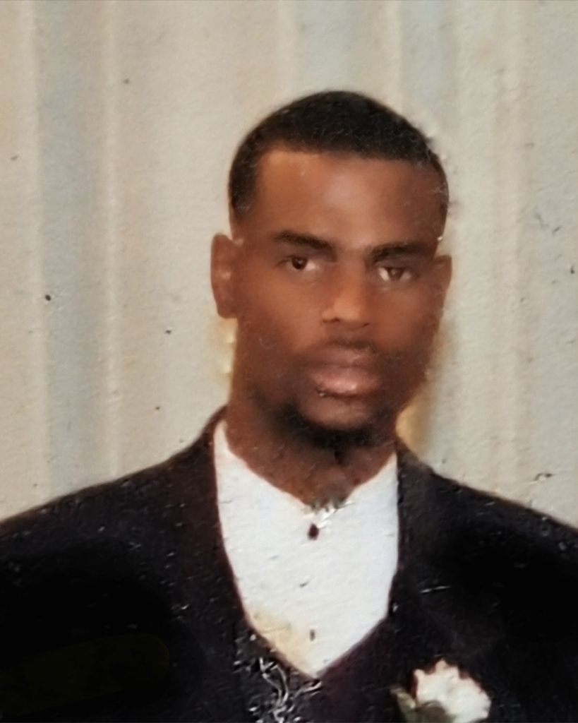 Darius Taylor Profile Photo