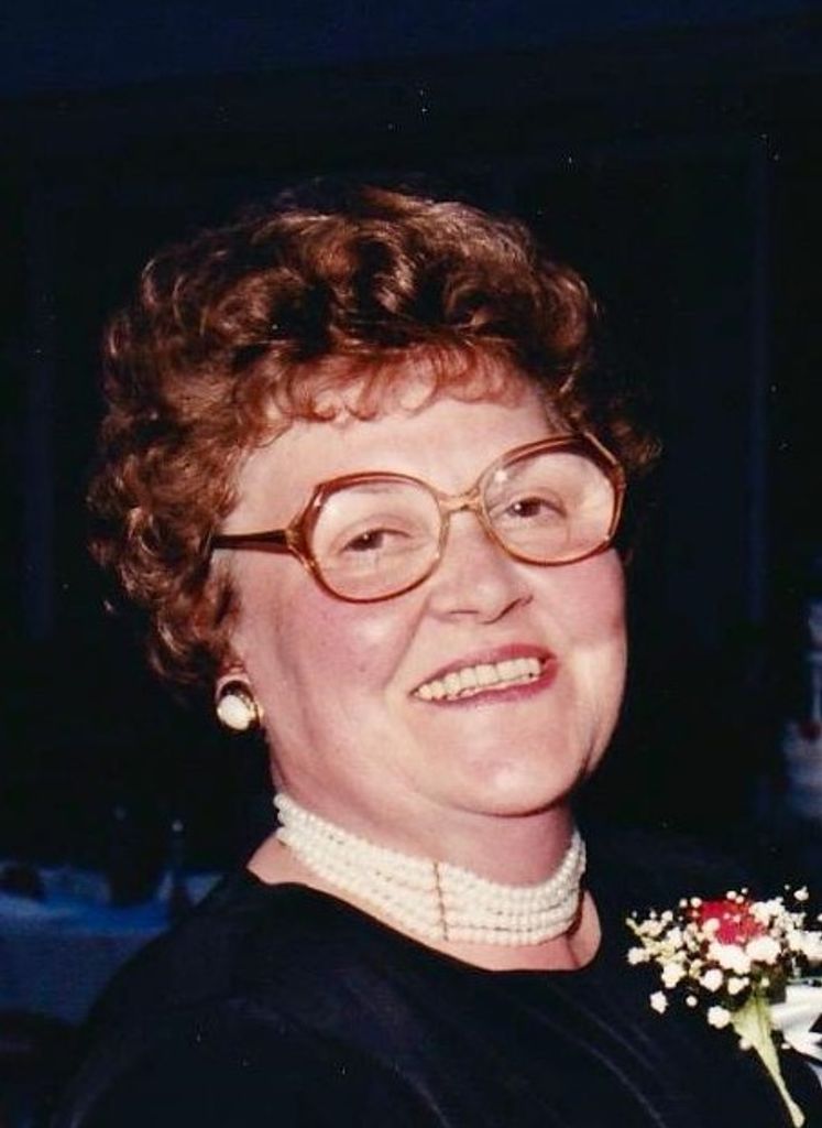 Marilyn J Felger