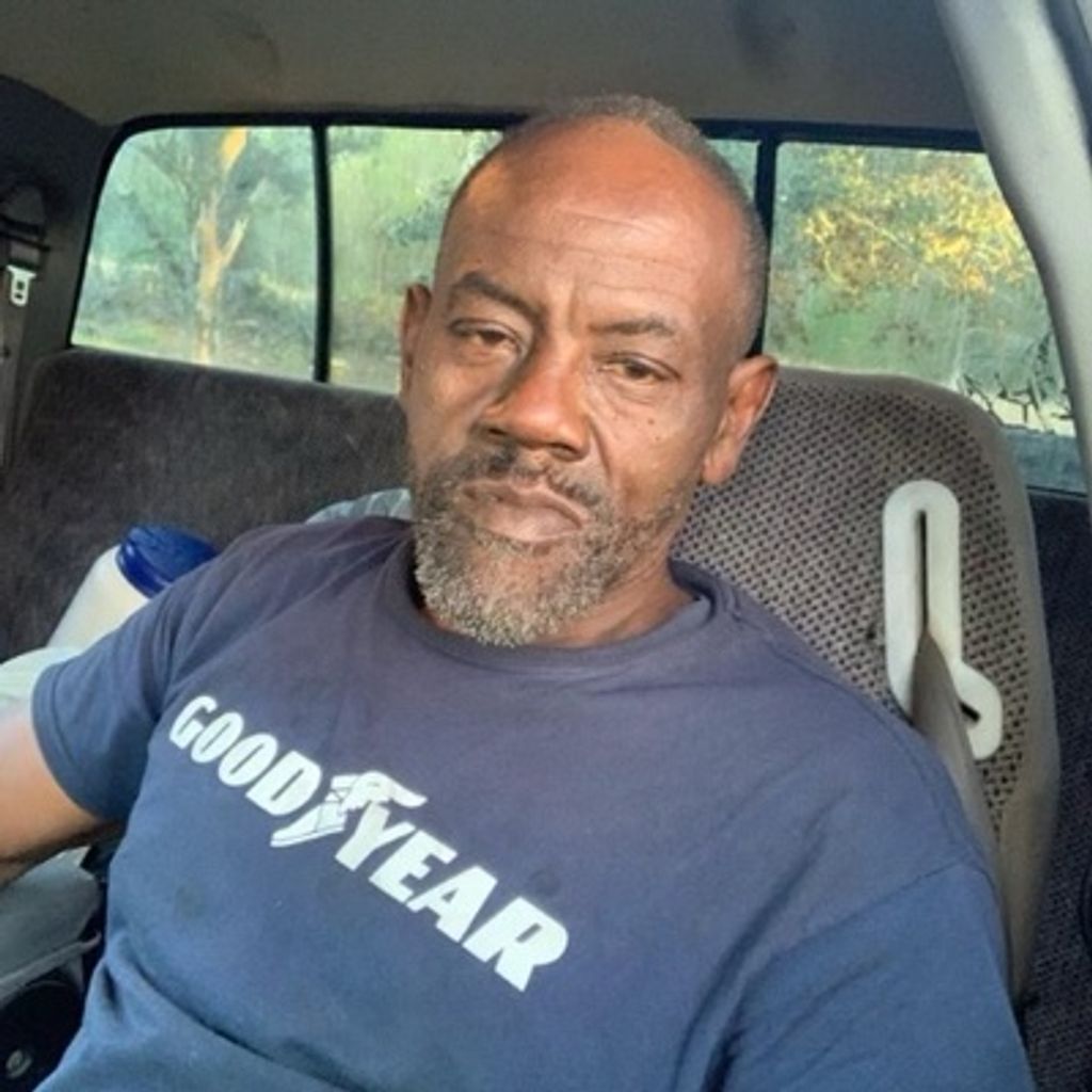 Charles Grant Profile Photo
