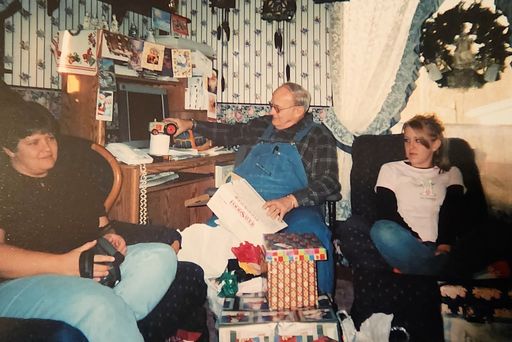 Bernard Lee Moore photo gallery thumbnail 63 of 293