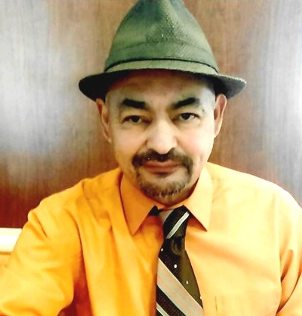 Robert Mendoza Profile Photo