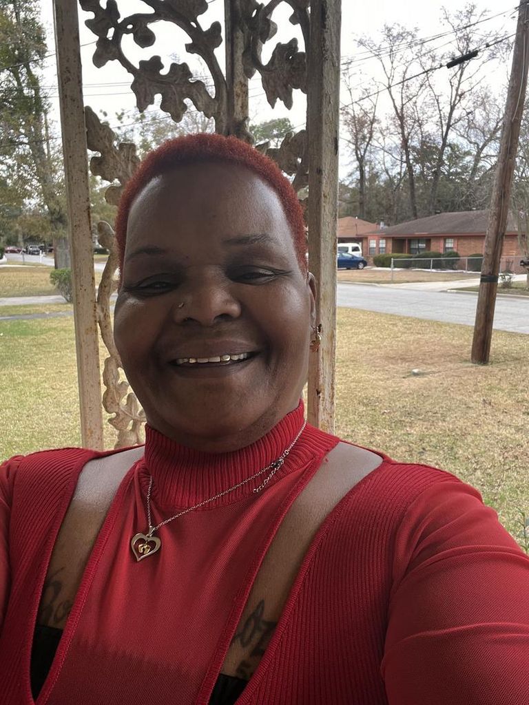 Ms. Willie Mae Nails Profile Photo