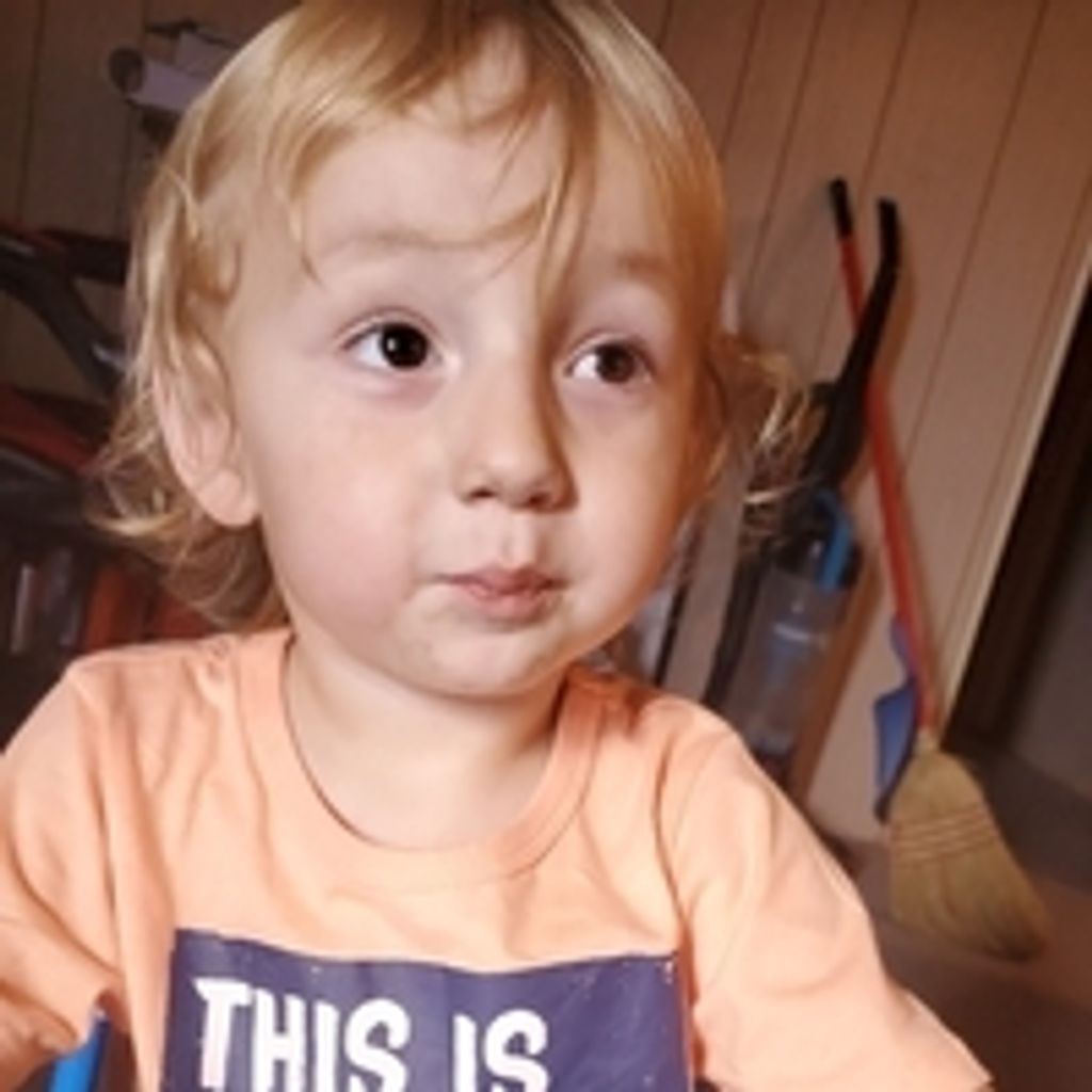 Levi James Scherder Profile Photo