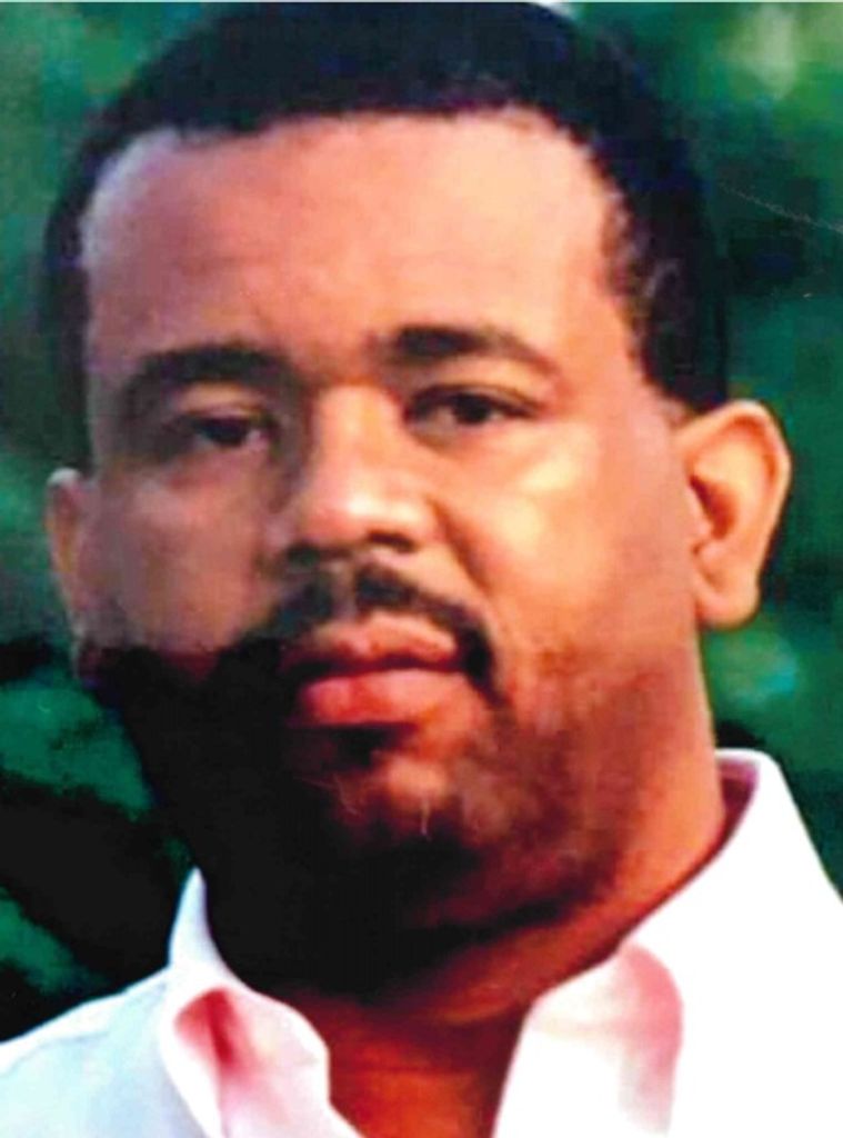 Carlos Guillermo Wharton Caballero Profile Photo