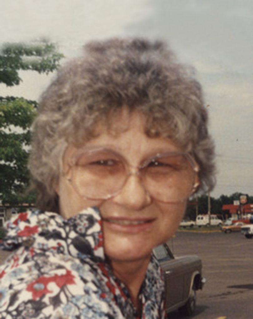 Fern Maeschen Profile Photo