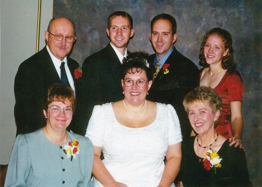 Linda Kay Davis photo gallery thumbnail 39 of 45