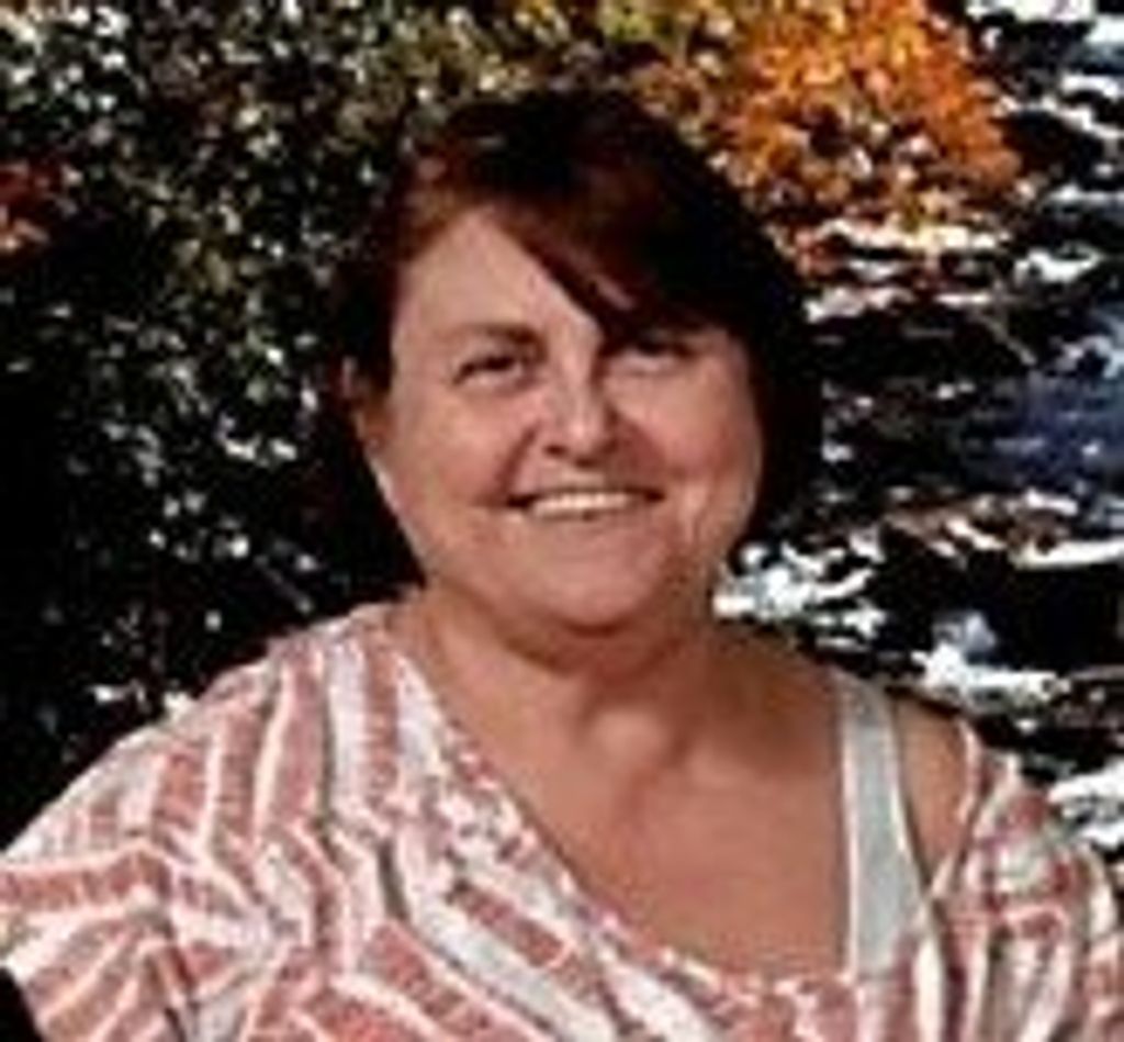 Vicki Shouse Cummins Profile Photo